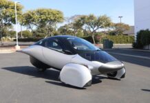 Aptera’nın güneş enerjili aracı, evdeki güneş panelinden daha fazla enerji üretti