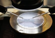 Yarı iletkenlerde yeni yol haritası: 1nm altı teknoloji için tarih verildi